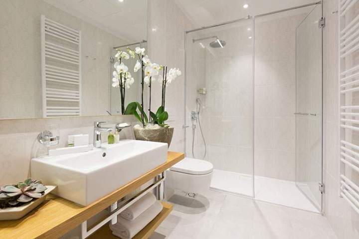 Aménagement de salle de bain, Saint-Mexant